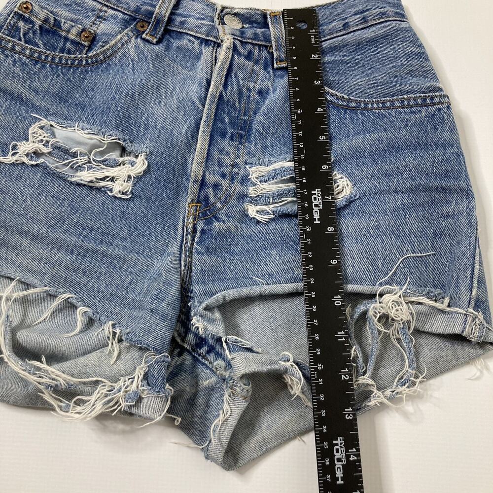 Levis Shorts Womens 27 Vintage 901 High Rise Button Fly Denim Destroyed Cut Off - Picture 11 of 11
